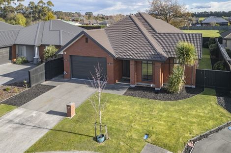 Photo of property in 5 Wisteria Lane, Rangiora, 7400
