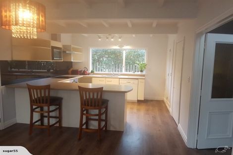 Photo of property in 2/132 Nile Road, Milford, Auckland, 0620