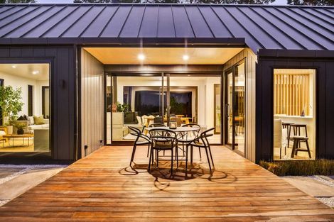 Photo of property in 248 Durham Drive, Havelock North, 4130
