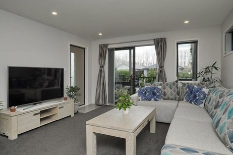 Photo of property in 58 Packard Crescent, Halswell, Christchurch, 8025