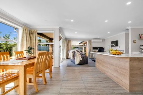 Photo of property in 23 Kotiate Street, Papamoa Beach, Papamoa, 3118