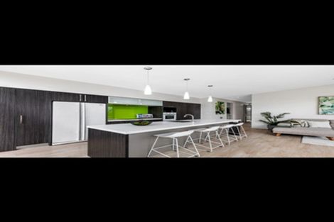Photo of property in 8a Wairere Road, Torbay, Auckland, 0630