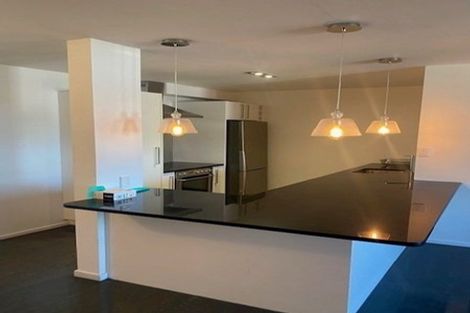 Photo of property in 8u6b Lipman Street, Mount Victoria, Wellington, 6011