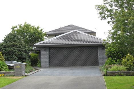 Photo of property in 17 Millcroft Place, Parklands, Christchurch, 8083