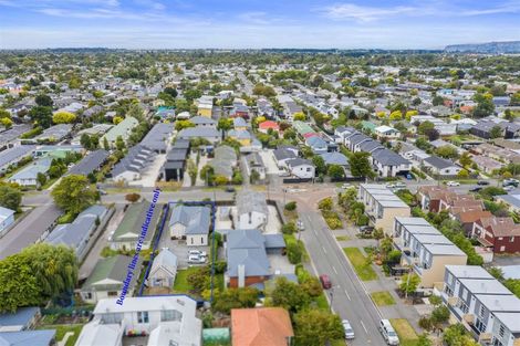 Photo of property in 49 Geraldine Street, Edgeware, Christchurch, 8013