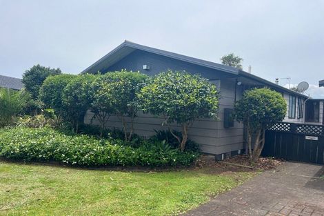 Photo of property in 3 Bluewater Place, Wattle Downs, Auckland, 2103