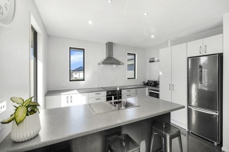 Photo of property in 5 Marble Court, Rolleston, 7614