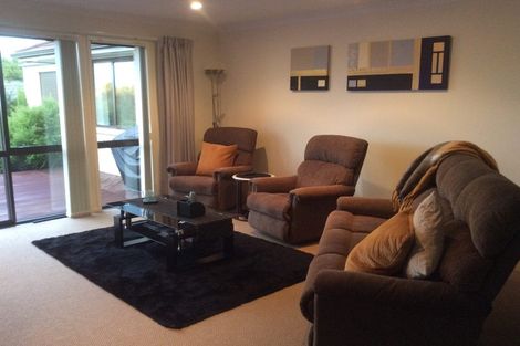 Photo of property in 90 Loch Views Road, Acacia Bay, Taupo, 3385