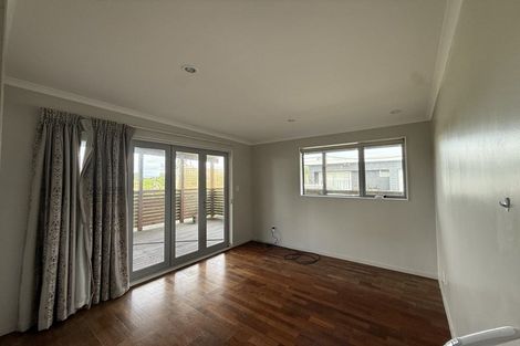 Photo of property in 115 Riverhead Road, Kumeu, 0892