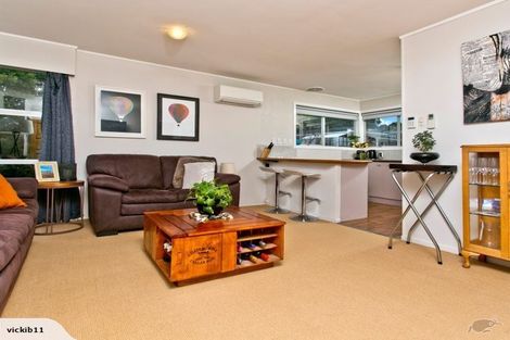 Photo of property in 1/108 Canongate Street, Birkdale, Auckland, 0626