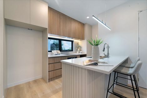 Photo of property in 28a Moire Road, Massey, Auckland, 0614