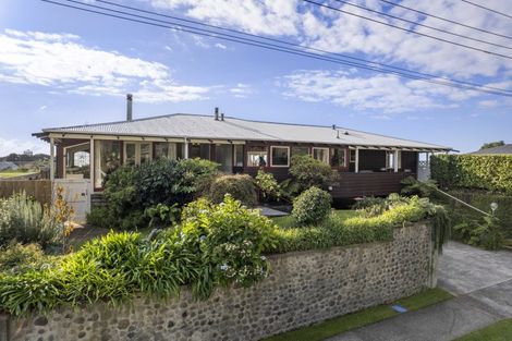 Photo of property in 21 Fillis Street, New Plymouth, 4310
