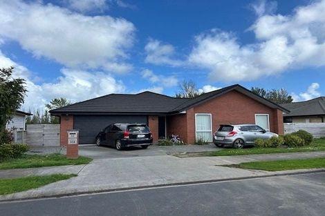 Photo of property in 30 Leebank Crescent, Riverhead, 0820