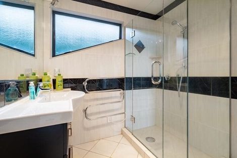 Photo of property in 97 Penguin Drive, Murrays Bay, Auckland, 0630