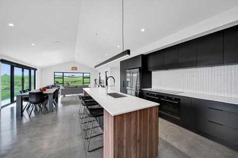 Photo of property in 22 Larlin Drive, Hawera, 4675