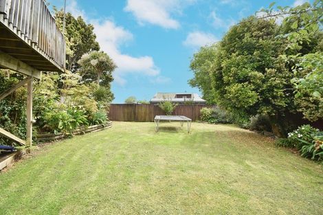 Photo of property in 2/90 Rosier Road, Glen Eden, Auckland, 0602