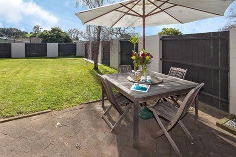 Photo of property in 18 Blanche Way, Half Moon Bay, Auckland, 2012