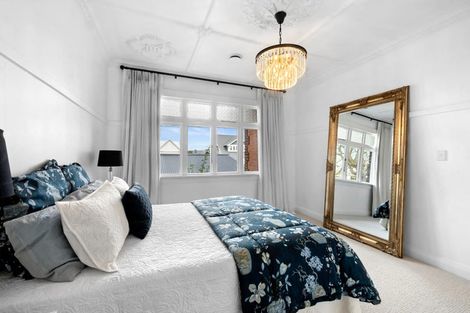 Photo of property in 20 Wallace Place, Westown, New Plymouth, 4310