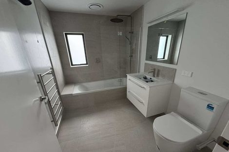 Photo of property in 44 Turtleback Avenue, Whitby, 5024