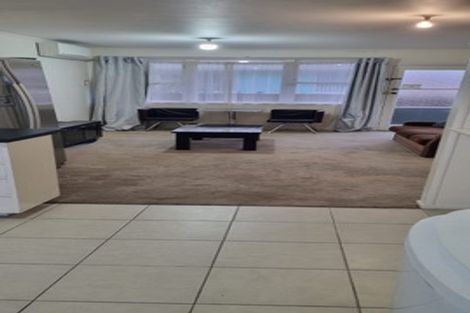 Photo of property in 85 Lincoln Road, Henderson, Auckland, 0610
