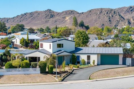 Photo of property in 35 Orchard Drive, Alexandra, 9320