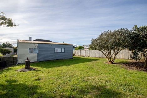 Photo of property in 9 Hayward Road, Ngatea, 3503