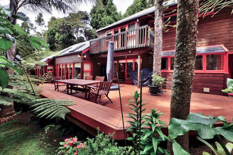 Photo of property in 16 Kauri Loop Road, Oratia, Auckland, 0604