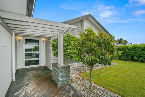 Photo of property in 96 Brougham Street, Westport, 7825