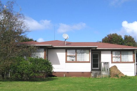 Photo of property in 3 Glen Norman Avenue, Henderson, Auckland, 0610