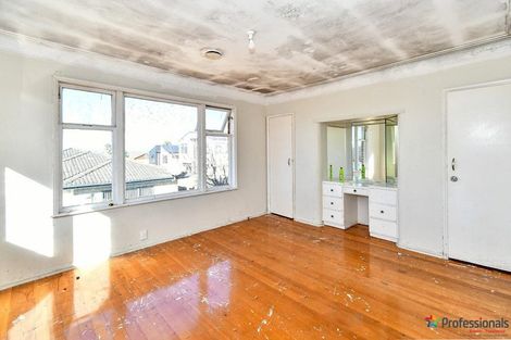 Photo of property in 114 Alfriston Road, Manurewa, Auckland, 2105