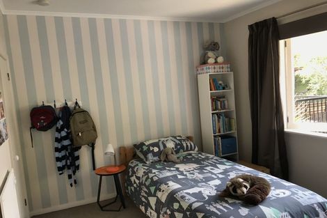 Photo of property in 95 Konini Road, Titirangi, Auckland, 0604