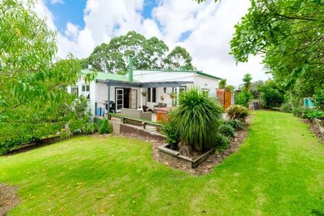 Photo of property in 449 Pine Valley Road, Dairy Flat, Silverdale, 0992