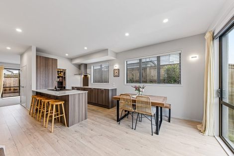 Photo of property in 15 Pakoro Close, Hobsonville, Auckland, 0618