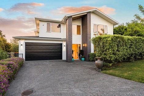 Photo of property in 44 Boocock Crescent, Orewa, 0931