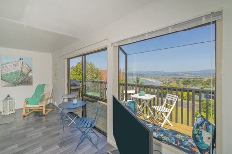 Photo of property in 1b Miro Place, Whitianga, 3510