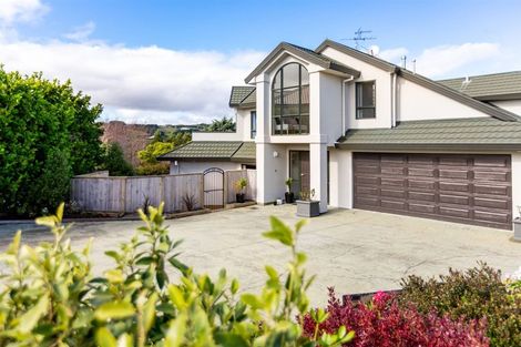 Photo of property in 22 Lanyon Place, Whitby, Porirua, 5024