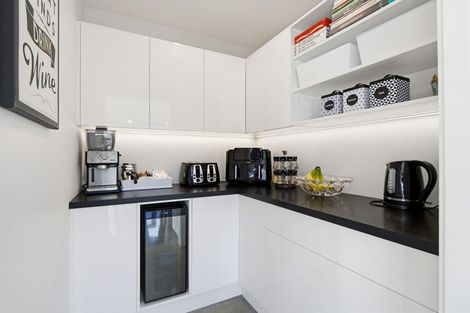 Photo of property in 11 Crete Road, Rangiora, 7400