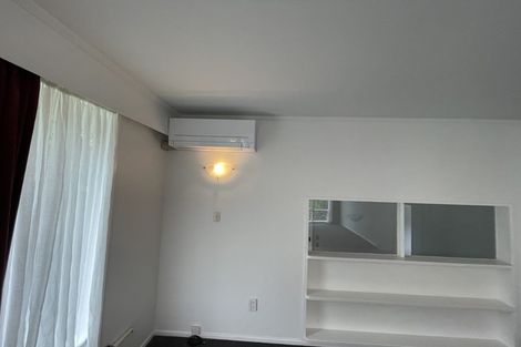 Photo of property in 6 Churton Drive, Churton Park, Wellington, 6037