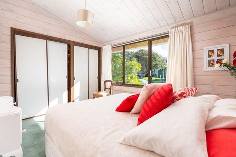 Photo of property in 168 Orangi Kaupapa Road, Northland, Wellington, 6012