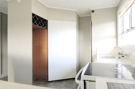 Photo of property in 26 Mcguire Street, Hawera, 4610