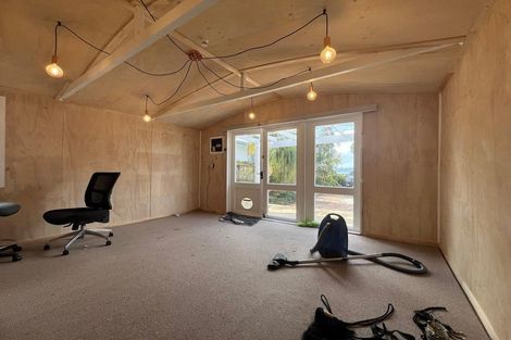 Photo of property in 1441 Clevedon Kawakawa Road, Kawakawa Bay, Papakura, 2585