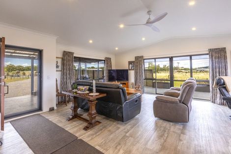 Photo of property in 1 Elm Place, Tikipunga, Whangarei, 0112