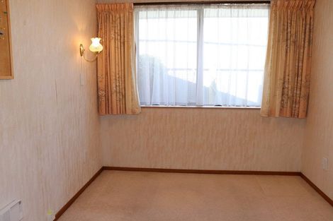 Photo of property in 5 Seville Court, Terrace End, Palmerston North, 4410