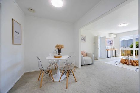 Photo of property in 2/89 Diana Drive, Glenfield, Auckland, 0627