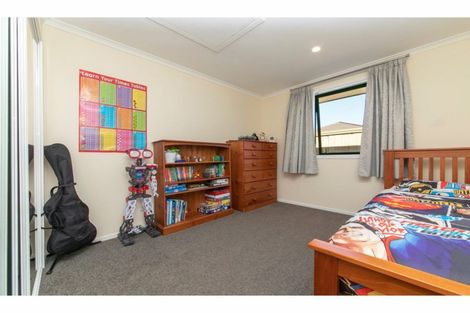Photo of property in 8 Remana Crescent, Huapai, Kumeu, 0810