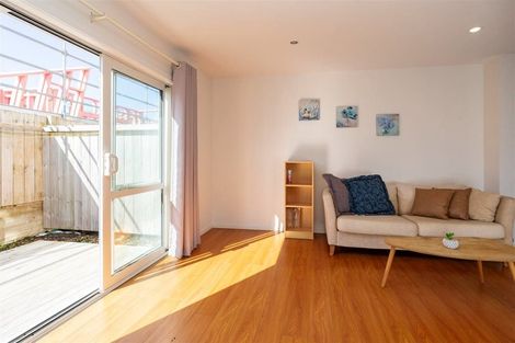 Photo of property in 1u3 June Place, Hamilton East, Hamilton, 3216