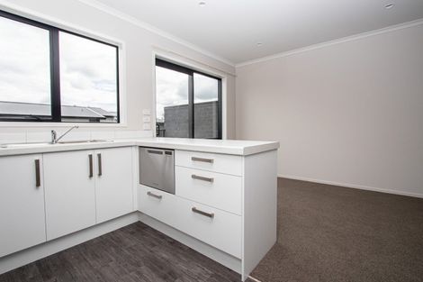 Photo of property in 10u8 Charlemont Street, Whitiora, Hamilton, 3200