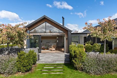 Photo of property in 1 Hewson Crescent, Lake Hawea, Wanaka, 9382