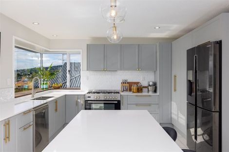 Photo of property in 5 Uldale Place, Westmorland, Christchurch, 8025
