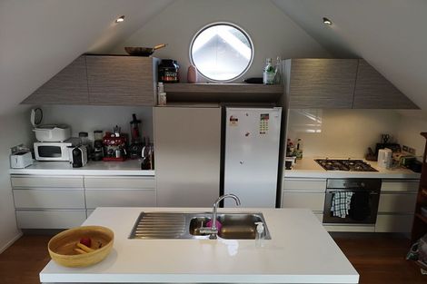 Photo of property in 63u2 Darlington Road, Miramar, Wellington, 6022